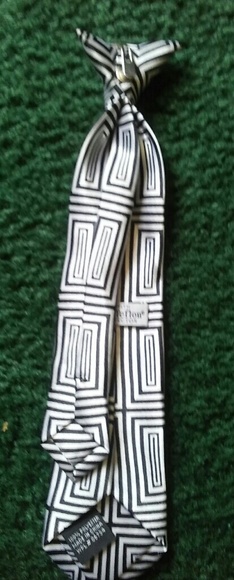 Clip On DressTie - Picture 2 of 5